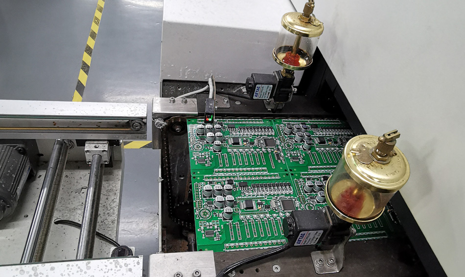 PCBA fabrikində tullantıların idarə olunması və təkrar emal tədbirləri uyğunluğun necə təsir edir?