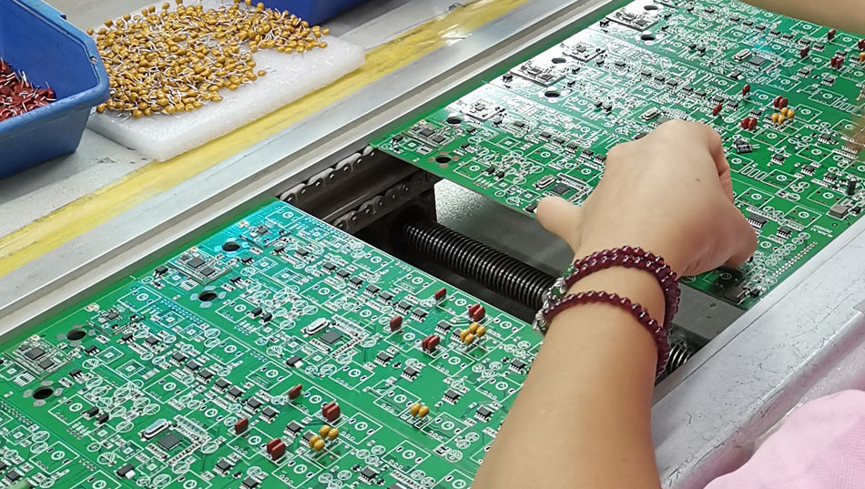 PCBA fabrikinin müştəri konsaltinq xidməti necə texniki problemləri həll edir