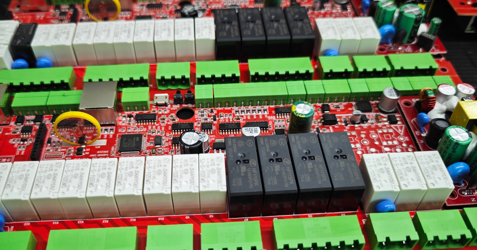 Gələcək PCBA fabrikinin inkişaf meyllərini araşdırmaq: Texnologiyanın xidmətinə qədər